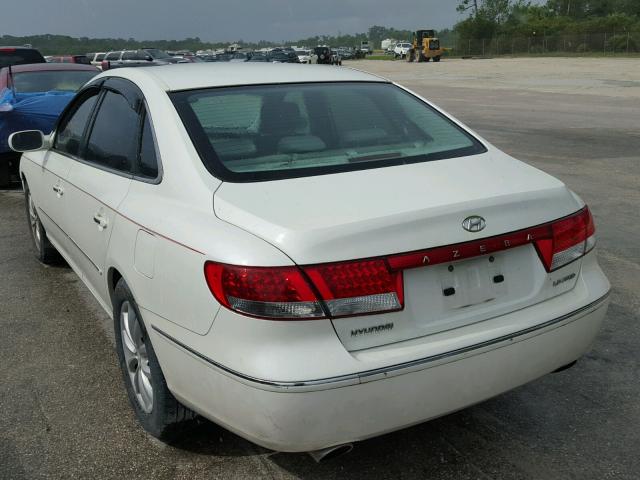 KMHFC46F36A050362 - 2006 HYUNDAI AZERA SE WHITE photo 3