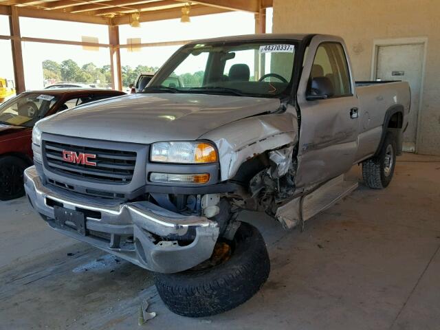 1GTHK34D17E189072 - 2007 GMC SIERRA K35 SILVER photo 2