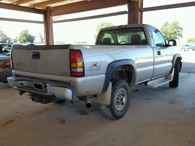 1GTHK34D17E189072 - 2007 GMC SIERRA K35 SILVER photo 4