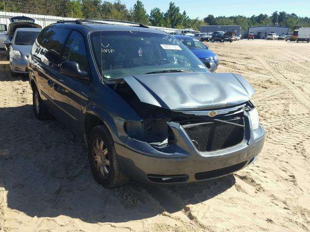 2A4GP54L47R145435 - 2007 CHRYSLER TOWN & COU GREEN photo 1