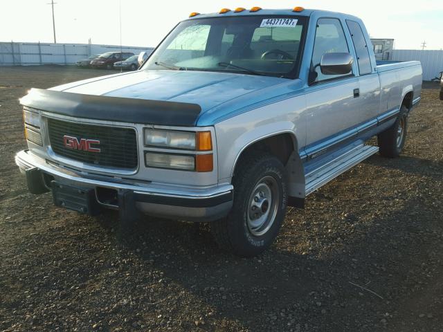 1GTGC29F5RE561173 - 1994 GMC SIERRA BLUE photo 2