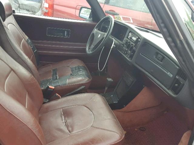 YS3AT76L1J7025335 - 1988 SAAB 900 WHITE photo 5