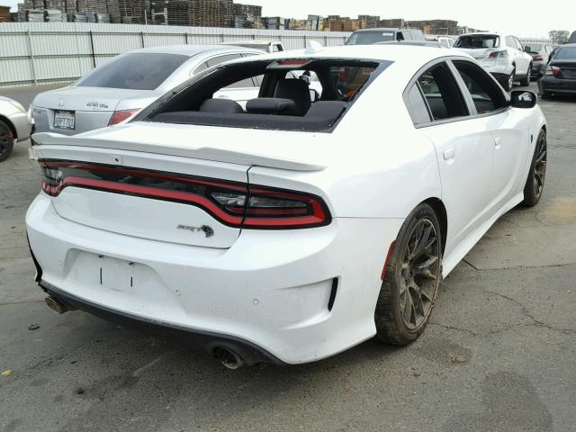 2C3CDXL92GH354505 - 2016 DODGE CHARGER SR WHITE photo 4