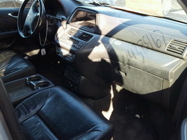 5FNRL38815B068410 - 2005 HONDA ODYSSEY TO GRAY photo 5