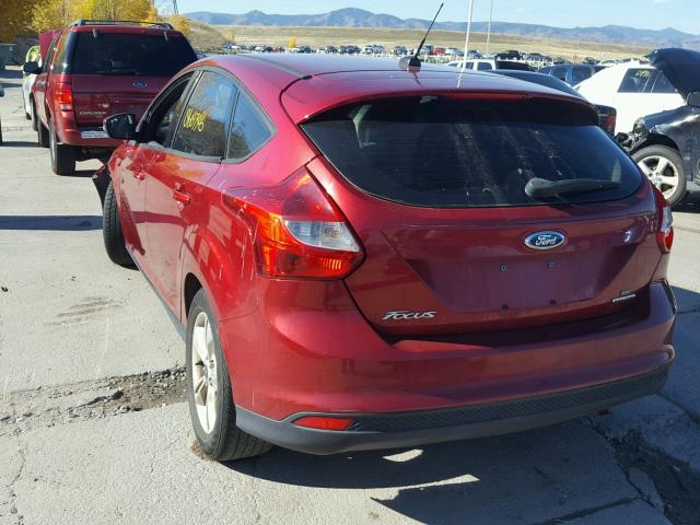 1FADP3K2XEL209299 - 2014 FORD FOCUS SE RED photo 3