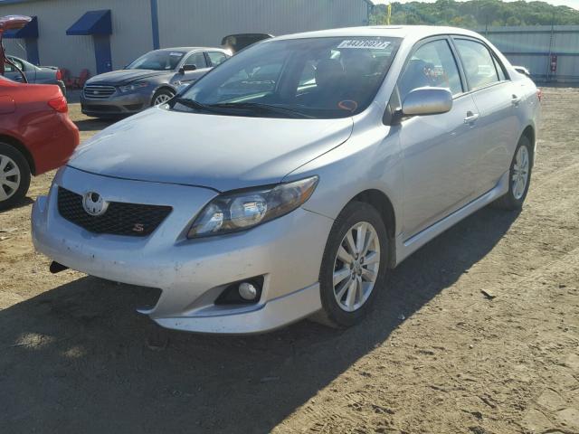 2T1BU4EE0AC475471 - 2010 TOYOTA COROLLA BA SILVER photo 2