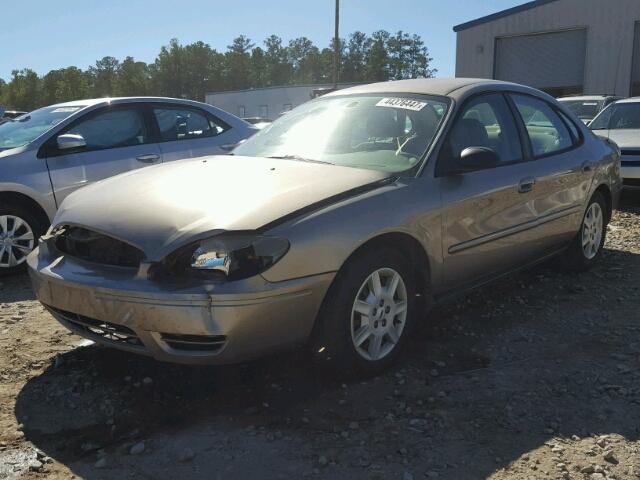 1FAFP53U86A124141 - 2006 FORD TAURUS GOLD photo 2