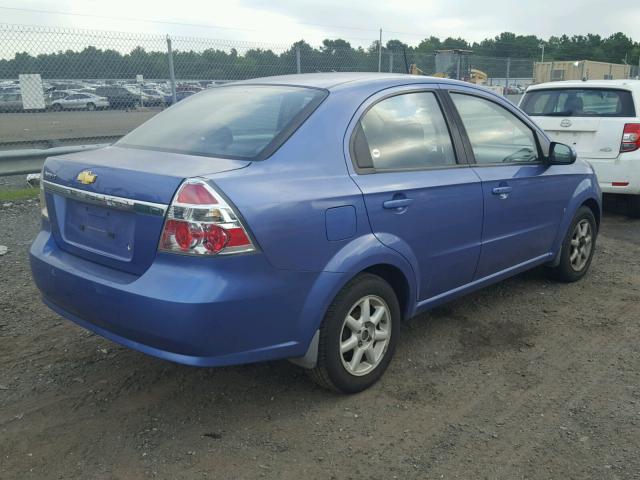 KL1TD56E19B389953 - 2009 CHEVROLET AVEO LS BLUE photo 4