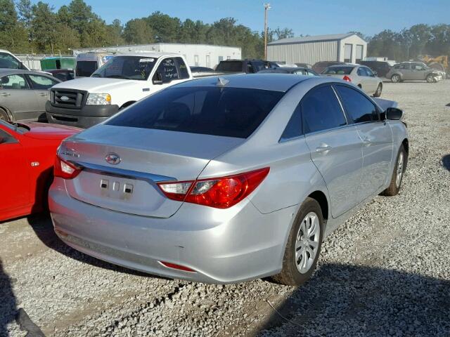 5NPEB4AC9CH337189 - 2012 HYUNDAI SONATA GLS SILVER photo 4