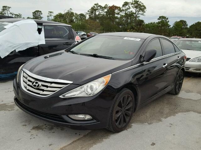 5NPEC4AC1BH242170 - 2011 HYUNDAI SONATA BLACK photo 2