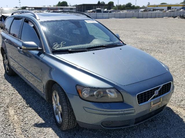 YV1MJ682852063473 - 2005 VOLVO V50 T5 GREEN photo 1