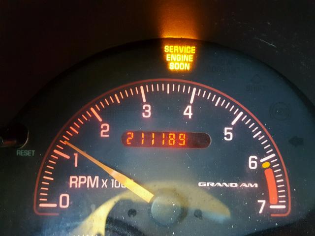 1G2NE52E55M101391 - 2005 PONTIAC GRAND AM S 银色 照片 8