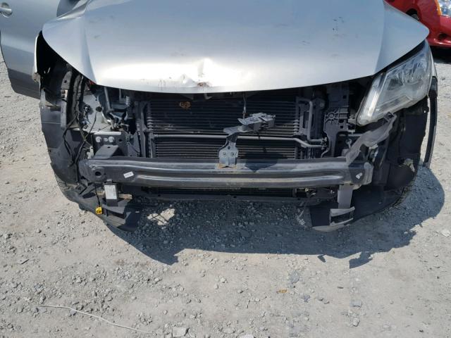 WVGBV7AX2AW002020 - 2010 VOLKSWAGEN TIGUAN SE 银色 照片 9