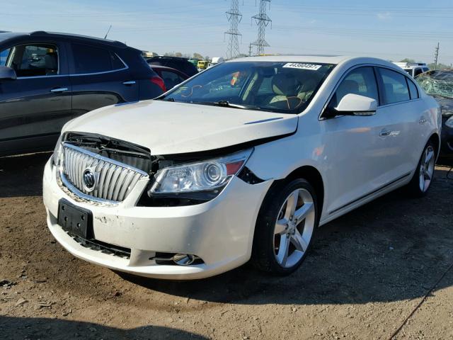 1G4GJ5E38CF119908 - 2012 BUICK LACROSSE WHITE photo 2