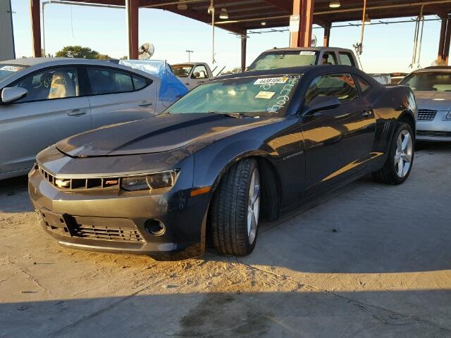 2G1FD1E35F9164536 - 2015 CHEVROLET CAMARO LT GRAY photo 2