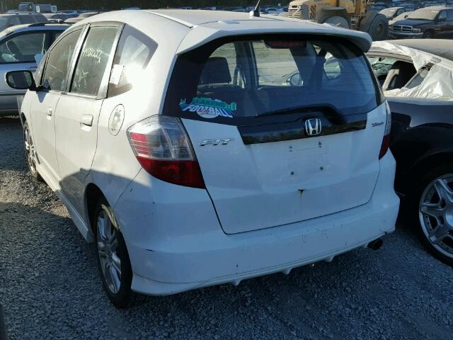 JHMGE8H43AC005035 - 2010 HONDA FIT SPORT WHITE photo 3