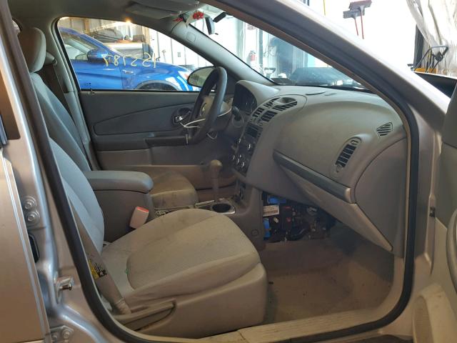 1G1ZS51F46F259509 - 2006 CHEVROLET MALIBU LS ვერცხლისფერი ფოტო 5