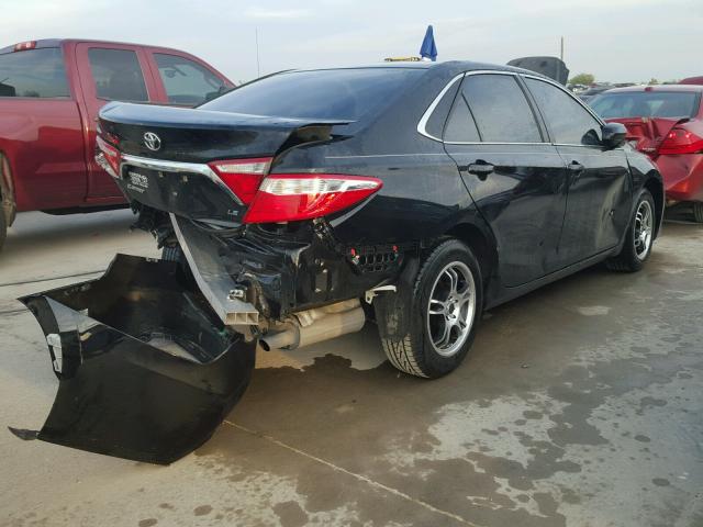 4T1BF1FK8HU299551 - 2017 TOYOTA CAMRY LE BLACK photo 4