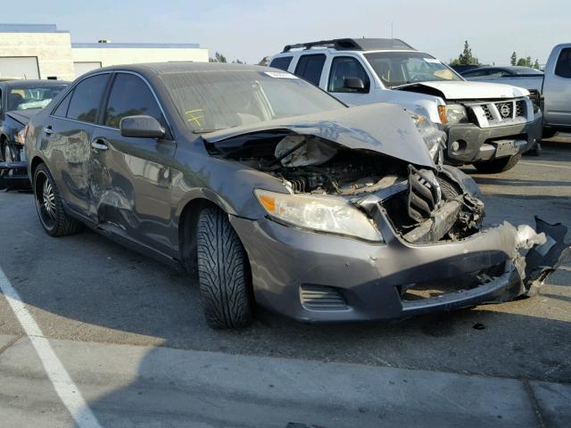 4T1BF3EK6AU113783 - 2010 TOYOTA CAMRY BASE ნაცრისფერი ფოტო 1