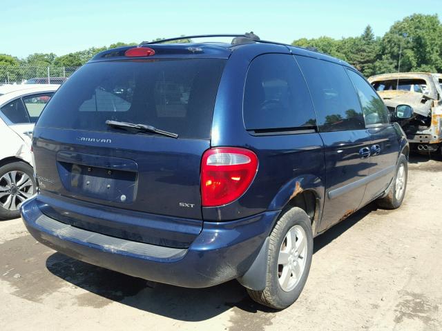 1D8GP45R55B307539 - 2005 DODGE CARAVAN SX BLUE photo 4