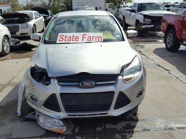 1FADP3K24DL279962 - 2013 FORD FOCUS SE SILVER photo 9