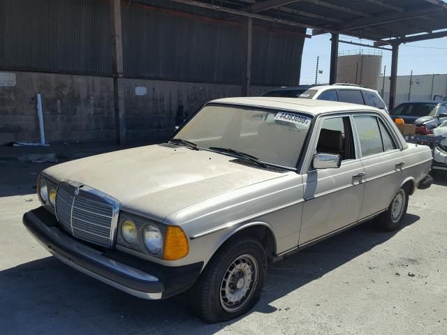 WDBAB33C3FA262070 - 1985 MERCEDES-BENZ 300 DT SILVER photo 2