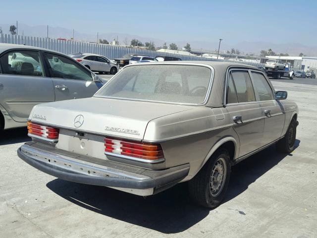 WDBAB33C3FA262070 - 1985 MERCEDES-BENZ 300 DT SILVER photo 4