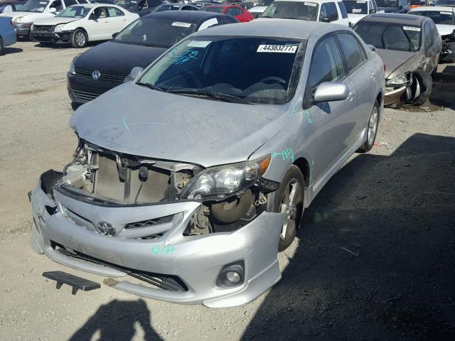 5YFBU4EE4CP028421 - 2012 TOYOTA COROLLA BA SILVER photo 2