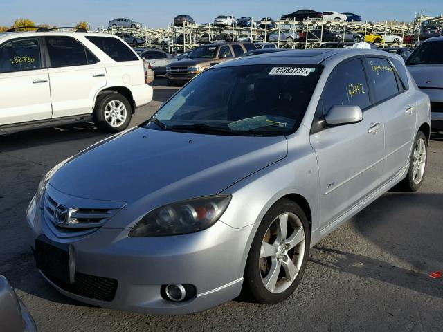 JM1BK343861498461 - 2006 MAZDA 3 HATCHBAC SILVER photo 2