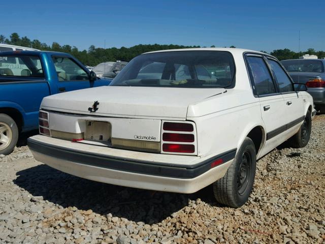 1G3AL54N1M6350562 - 1991 OLDSMOBILE CUTLASS CI WHITE photo 4