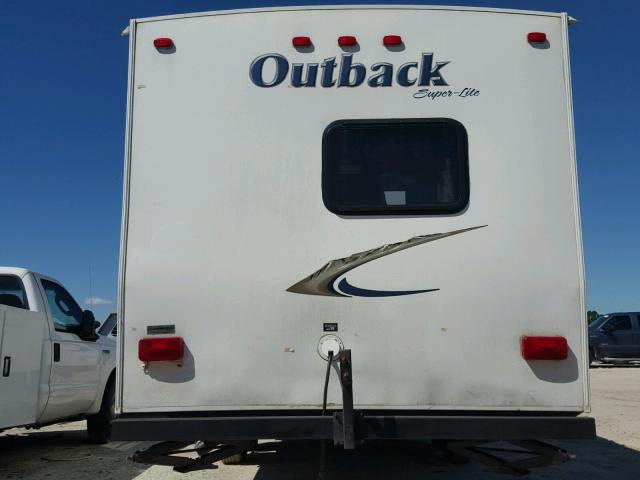 4YDT30025AB450218 - 2010 KEYSTONE OUTBACK WHITE photo 5
