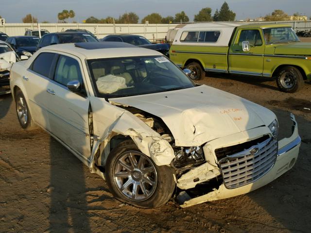 2C3KA63H06H418691 - 2006 CHRYSLER 300C WHITE photo 1