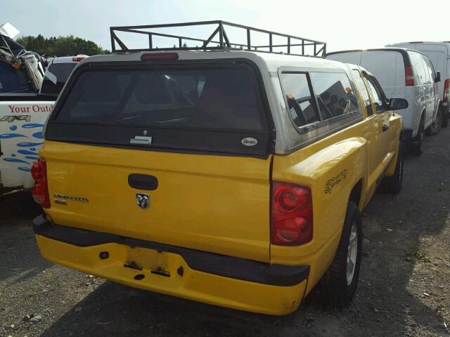 1D3HE42K96S541921 - 2006 DODGE DAKOTA SLT YELLOW photo 4