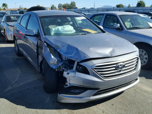 5NPE24AF6FH231927 - 2015 HYUNDAI SONATA SE SILVER photo 1