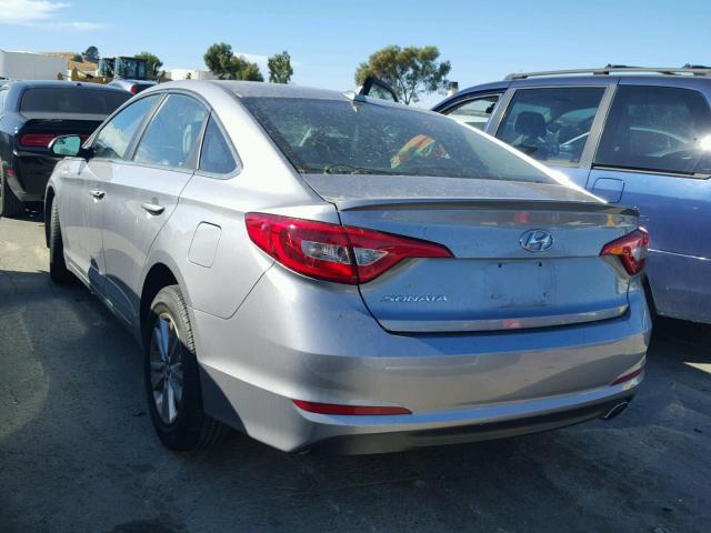 5NPE24AF6FH231927 - 2015 HYUNDAI SONATA SE SILVER photo 3