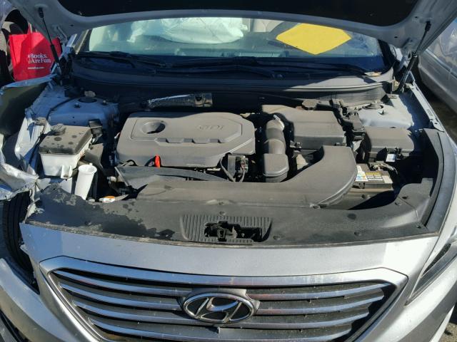 5NPE24AF6FH231927 - 2015 HYUNDAI SONATA SE SILVER photo 7