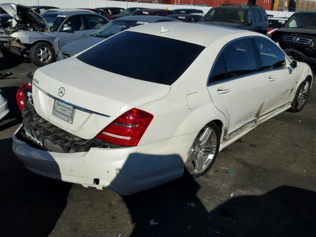 WDDNG7DBXCA421041 - 2012 MERCEDES-BENZ S 550 WHITE photo 4