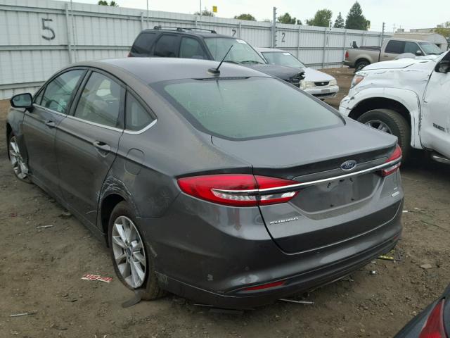 3FA6P0HD2HR313467 - 2017 FORD FUSION SE GRAY photo 3