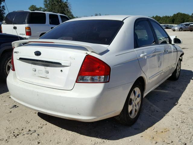 KNAFE121785491492 - 2008 KIA SPECTRA WHITE photo 4