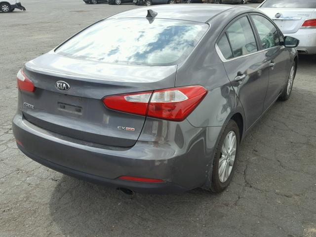 KNAFX4A87E5089901 - 2014 KIA FORTE EX GRAY photo 4