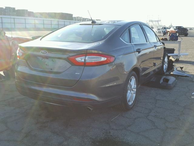 3FA6P0H71GR149198 - 2016 FORD FUSION SE CHARCOAL photo 4