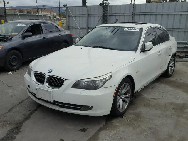 WBANW1C58AC167155 - 2010 BMW 535 I WHITE photo 2