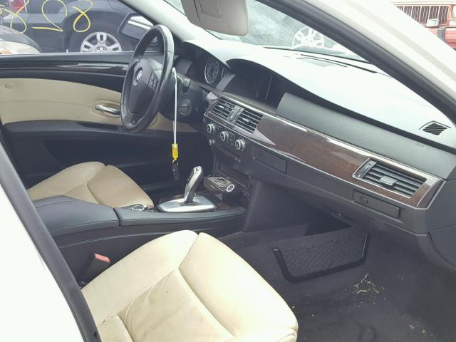 WBANW1C58AC167155 - 2010 BMW 535 I WHITE photo 5