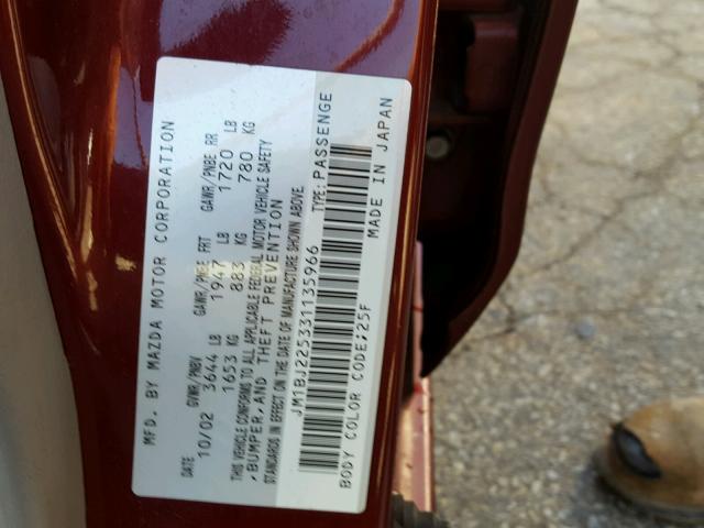 JM1BJ225331135966 - 2003 MAZDA PROTEGE DX MAROON photo 10