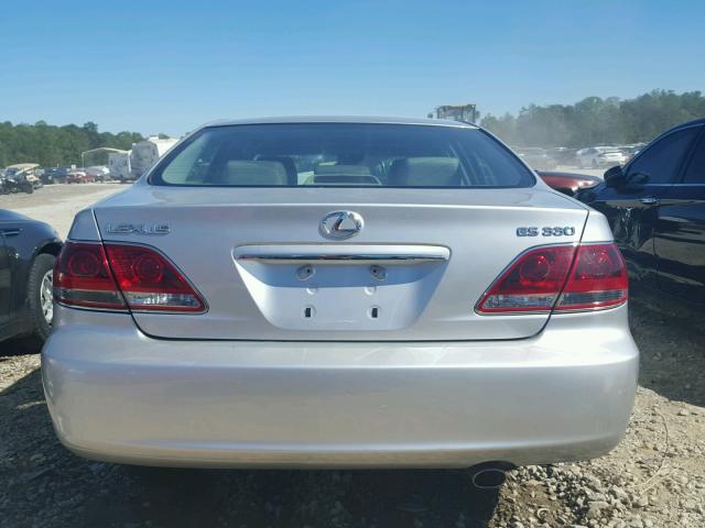 JTHBA30G055075939 - 2005 LEXUS ES SILVER photo 9