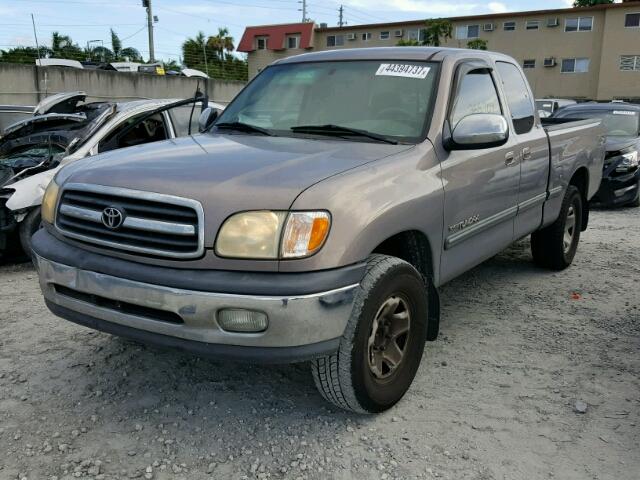 5TBRN34182S310063 - 2002 TOYOTA TUNDRA ACC BEIGE photo 2