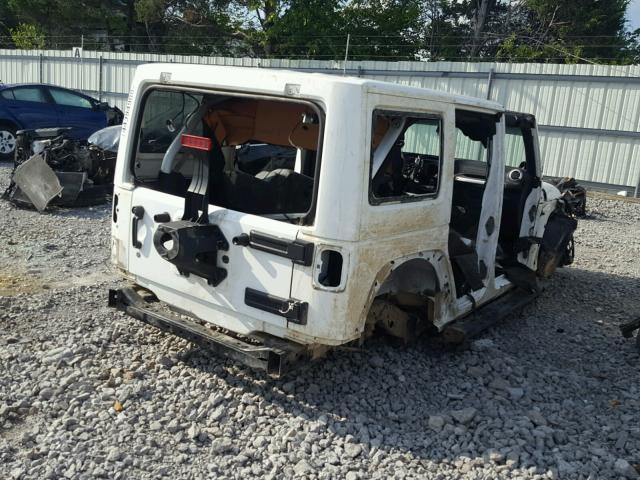 1C4BJWEG4DL607716 - 2013 JEEP WRANGLER WHITE photo 4