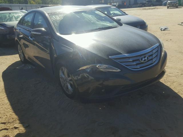 5NPEC4AC6BH030512 - 2011 HYUNDAI SONATA SE BLACK photo 1