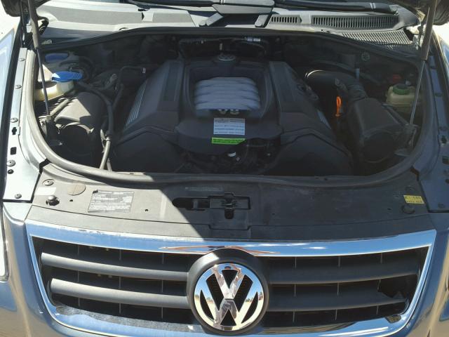 WVGMM77L96D024745 - 2006 VOLKSWAGEN TOUAREG 4. GRAY photo 7