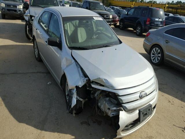 3FAHP0GA6CR117895 - 2012 FORD FUSION S SILVER photo 1